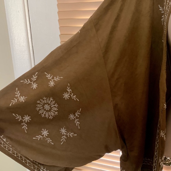 POL suede and lace brown embroidered cardigan - Picture 4 of 6